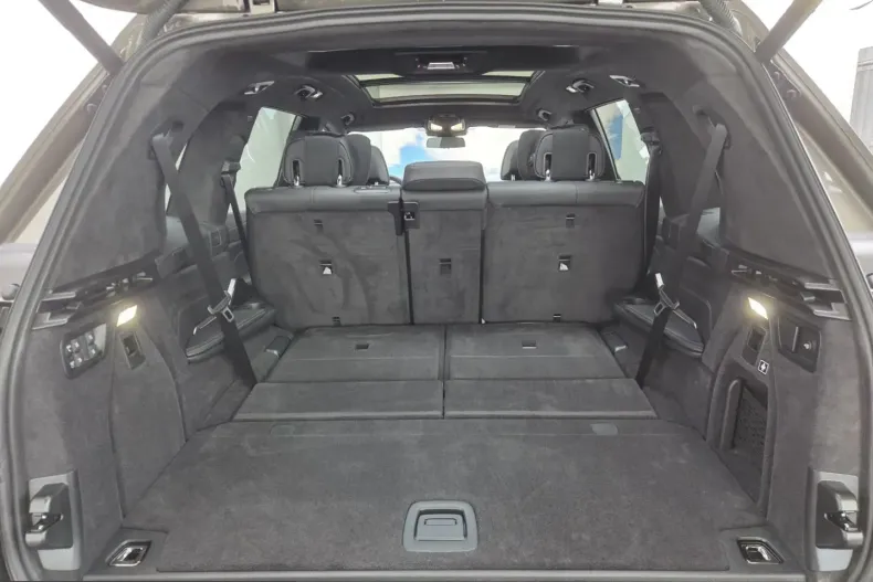 BMW X7 (Seria X) din 2025 cu 6.923 km - oferta BMW212114 - foto 24