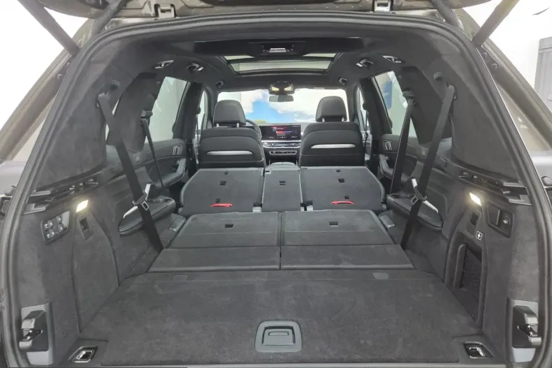 BMW X7 (Seria X) din 2025 cu 6.923 km - oferta BMW212114 - foto 25
