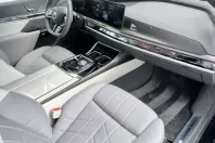 BMW 740 (Seria 7) din 2025 cu 17.999 km - oferta BMW212123 - foto 9
