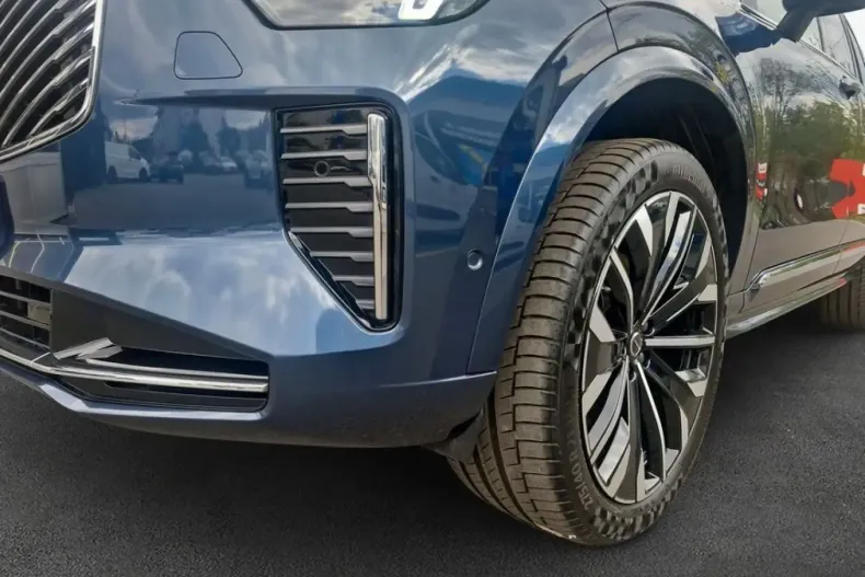 Volvo XC90 din 2025 cu 28.482 km - oferta VOL212129 - foto 6