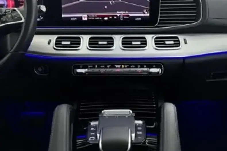 Mercedes-Benz GLE 400 (Clasa GLE) din 2024 cu 34.966 km - oferta MER212135 - foto 23