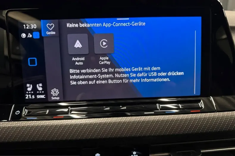 Volkswagen Golf din 2023 cu 27.850 km - oferta VOL212140 - foto 18
