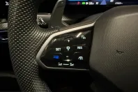 Volkswagen Golf din 2023 cu 27.850 km - oferta VOL212140 - foto 28