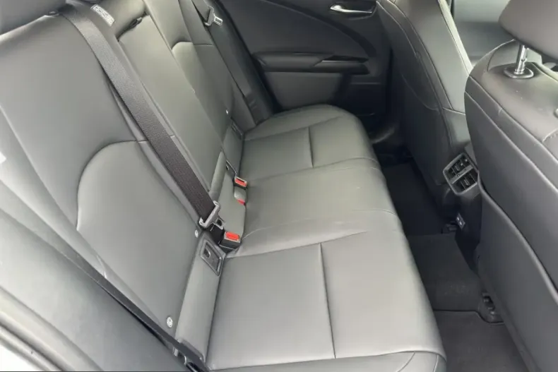 Lexus UX din 2023 cu 13.000 km - oferta LEX212143 - foto 10
