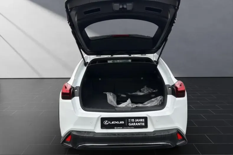 Lexus UX din 2023 cu 13.000 km - oferta LEX212143 - foto 15