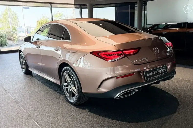Mercedes-Benz CLA 250 (Clasa CLA) din 2022 cu 26.600 km - oferta MER212147 - foto 5