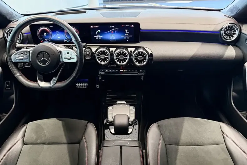 Mercedes-Benz CLA 250 (Clasa CLA) din 2022 cu 26.600 km - oferta MER212147 - foto 7