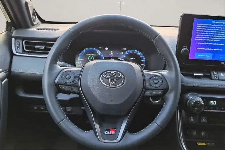 Toyota RAV4 din 2024 cu 40.515 km - oferta TOY212156 - foto 16