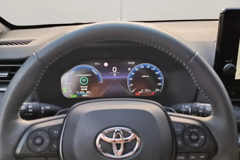 Toyota RAV4 din 2024 cu 40.515 km - oferta TOY212156 - foto 34