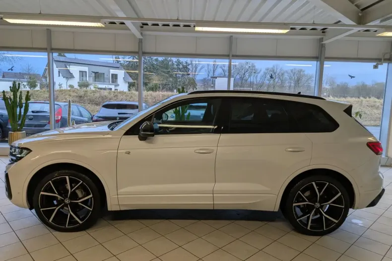 Volkswagen Touareg din 2025 cu 19.899 km - oferta VOL212157 - foto 4