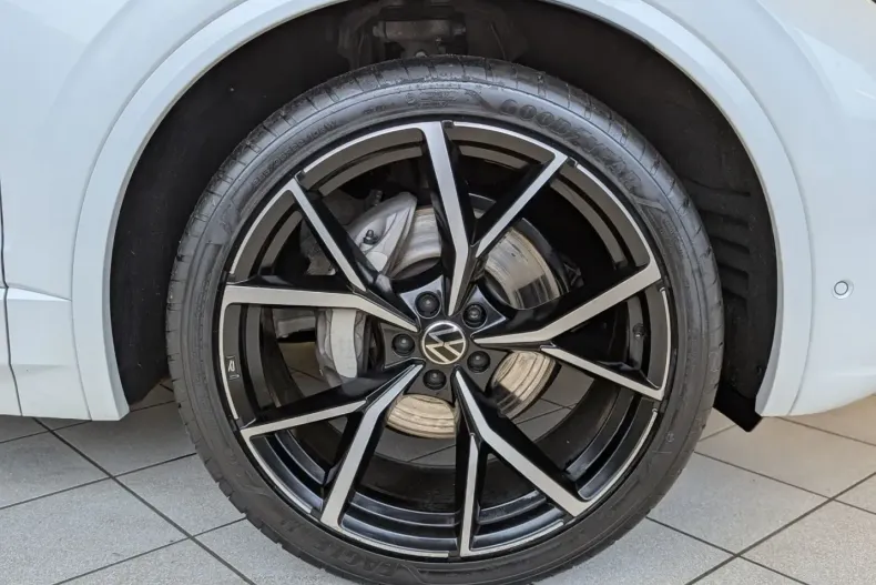 Volkswagen Touareg din 2025 cu 19.899 km - oferta VOL212157 - foto 10