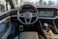 Volkswagen Touareg din 2025 cu 19.899 km - oferta VOL212157 - foto 21