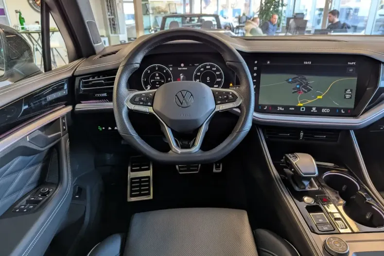Volkswagen Touareg din 2025 cu 19.899 km - oferta VOL212157 - foto 21