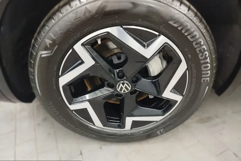 Volkswagen Touareg din 2025 cu 16.615 km - oferta VOL212165 - foto 3