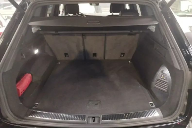 Volkswagen Touareg din 2025 cu 16.615 km - oferta VOL212165 - foto 6