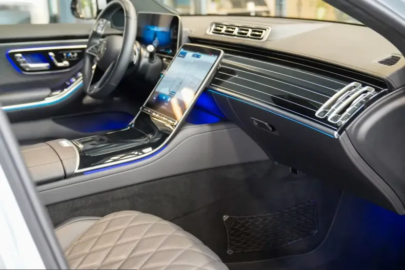 Mercedes-Benz S 500 (Clasa S) din 2025 cu 7.082 km - oferta MER212168 - foto 9