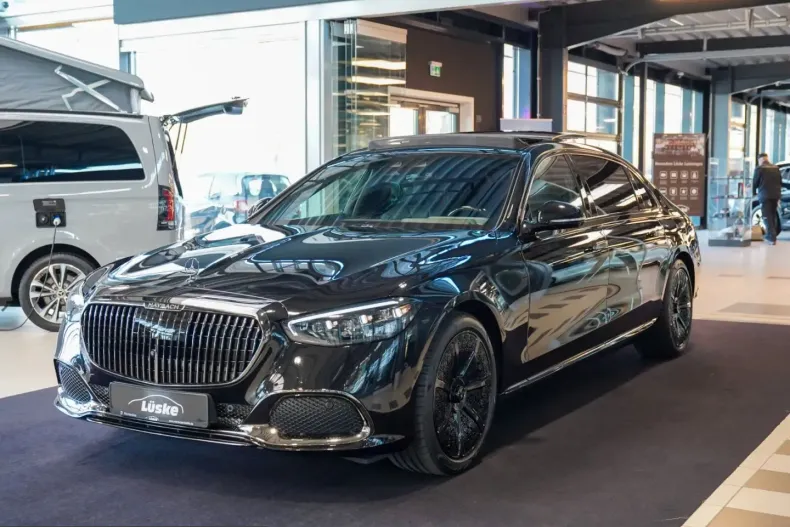 Mercedes-Benz S 580 (Clasa S) din 2025 cu 19.789 km - oferta MER212169 - foto 1