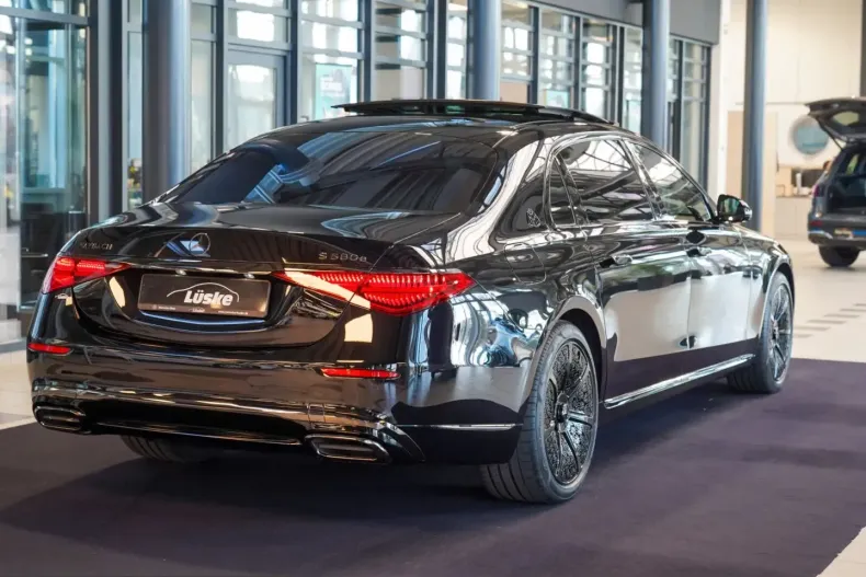 Mercedes-Benz S 580 (Clasa S) din 2025 cu 19.789 km - oferta MER212169 - foto 3