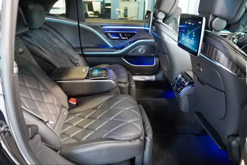 Mercedes-Benz S 580 (Clasa S) din 2025 cu 19.789 km - oferta MER212169 - foto 13