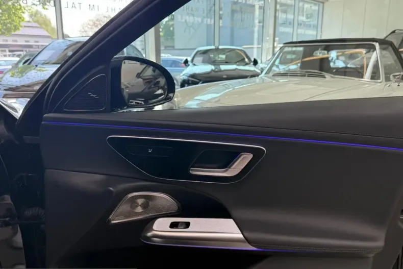 Mercedes-Benz E 220 (Clasa E) din 2025 cu 32.101 km - oferta MER212178 - foto 14