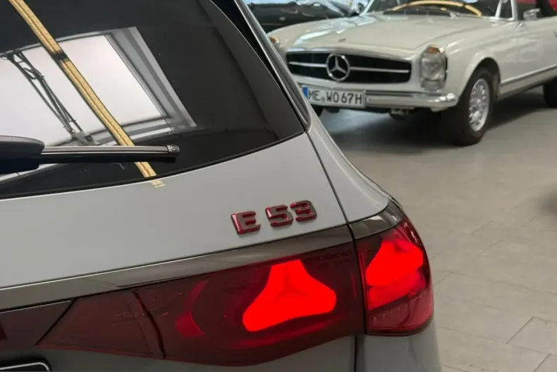 Mercedes-Benz E 53 AMG (Clasa E) din 2025 cu 41.677 km - oferta MER212180 - foto 5