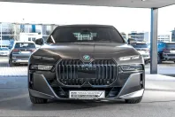 BMW 750 (Seria 7) din 2024 cu 44.878 km - oferta BMW212186 - foto 5