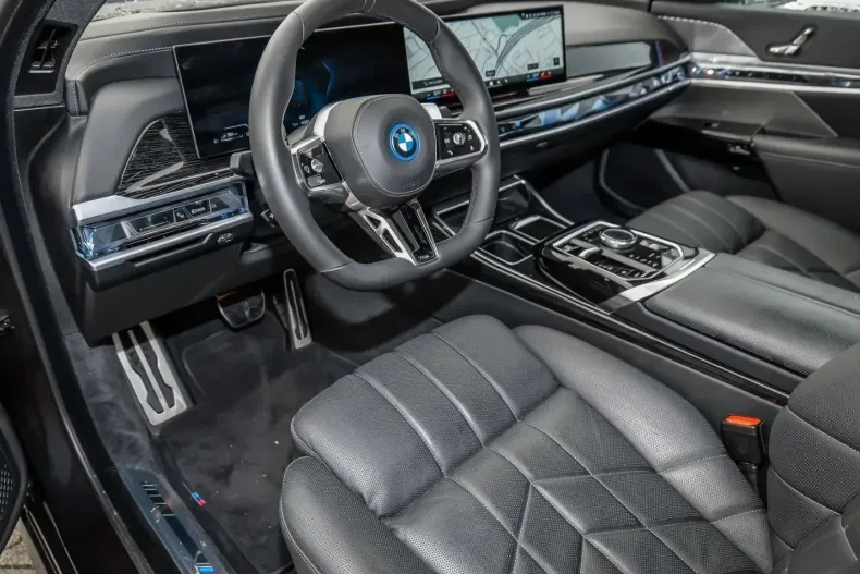 BMW 750 (Seria 7) din 2024 cu 44.878 km - oferta BMW212186 - foto 9