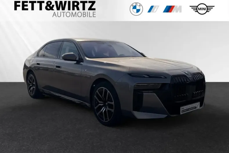 BMW 750 (Seria 7) din 2024 cu 23.800 km - oferta BMW212188 - foto 1