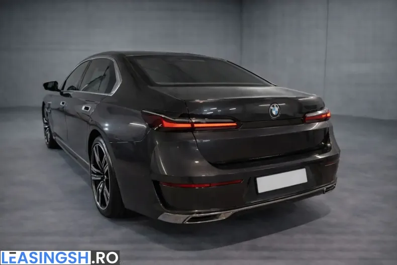 BMW 750 (Seria 7) din 2024 cu 50.063 km - oferta BMW212190 - foto 2