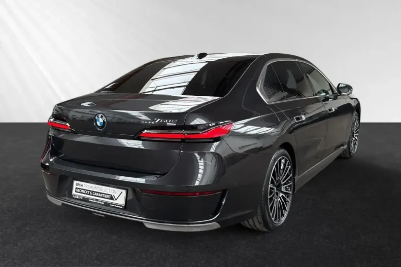 BMW 750 (Seria 7) din 2025 cu 42.150 km - oferta BMW212194 - foto 3