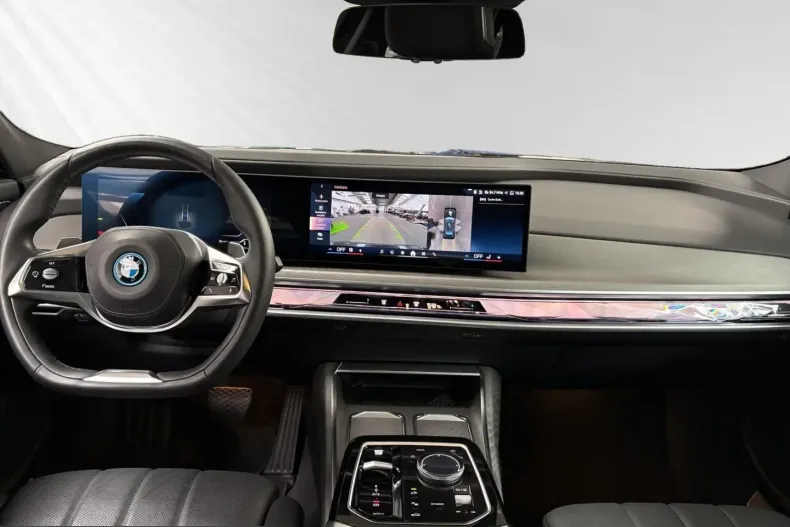 BMW 750 (Seria 7) din 2025 cu 42.150 km - oferta BMW212194 - foto 11