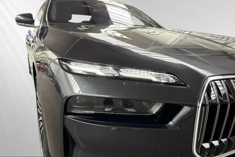 BMW 750 (Seria 7) din 2025 cu 42.150 km - oferta BMW212194 - foto 23