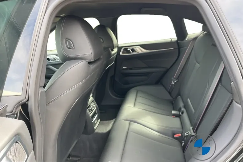 BMW i4 (Seria 4) din 2025 cu 29.698 km - oferta BMW212199 - foto 14