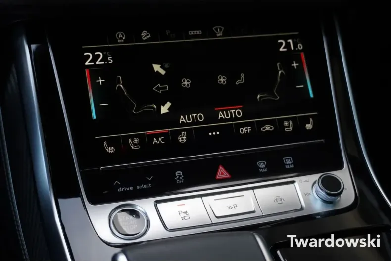 Audi Q8 din 2025 cu 20.473 km - oferta AUD212201 - foto 20