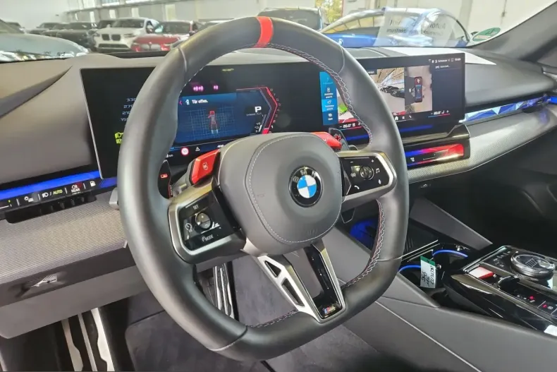 BMW M5 (Seria 5) din 2025 cu 19.193 km - oferta BMW212202 - foto 11