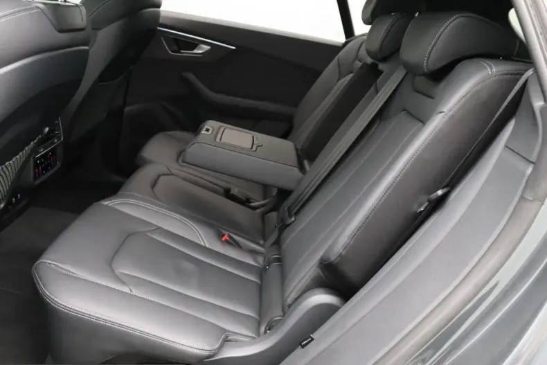 Audi Q8 din 2025 cu 10.500 km - oferta AUD212204 - foto 14