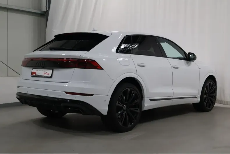 Audi Q8 din 2025 cu 17.082 km - oferta AUD212207 - foto 3