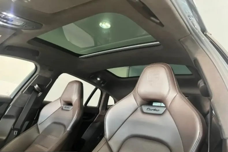 Porsche Panamera din 2024 cu 14.914 km - oferta POR212209 - foto 17