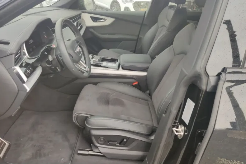 Audi Q8 din 2025 cu 17.223 km - oferta AUD212213 - foto 9