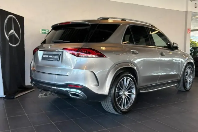 Mercedes-Benz GLE 400 (Clasa GLE) din 2021 cu 73.831 km - oferta MER212216 - foto 6