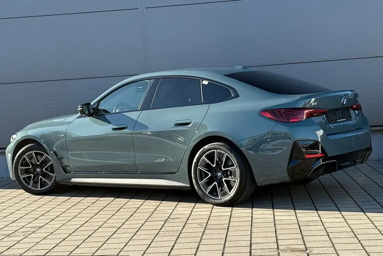 BMW i4 (Seria 4) din 2024 cu 15.038 km - oferta BMW212227 - foto 9
