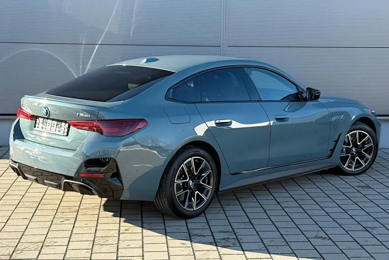 BMW i4 (Seria 4) din 2024 cu 15.038 km - oferta BMW212227 - foto 13
