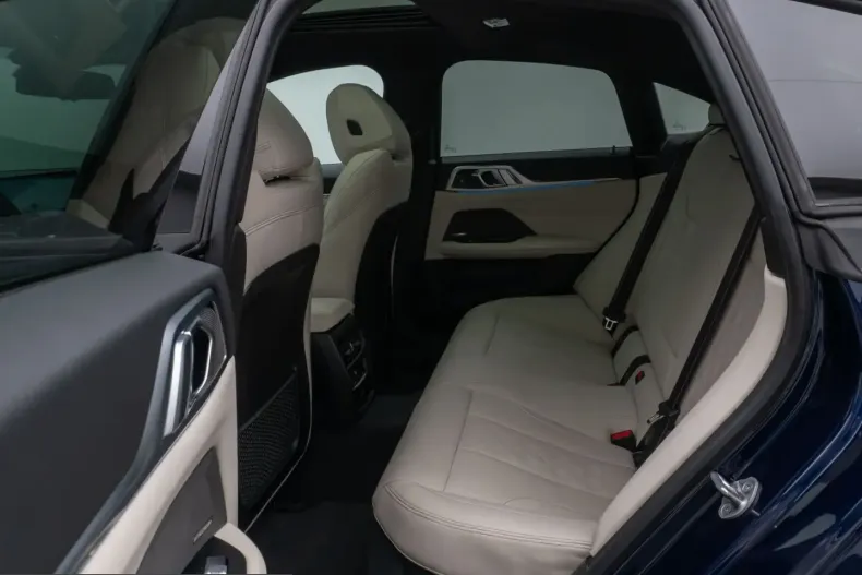 BMW i4 (Seria 4) din 2024 cu 16.106 km - oferta BMW212229 - foto 24