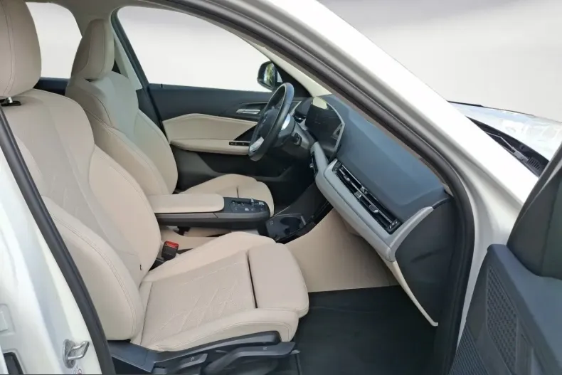 BMW iX1 (Seria X) din 2023 cu 27.899 km - oferta BMW212233 - foto 4