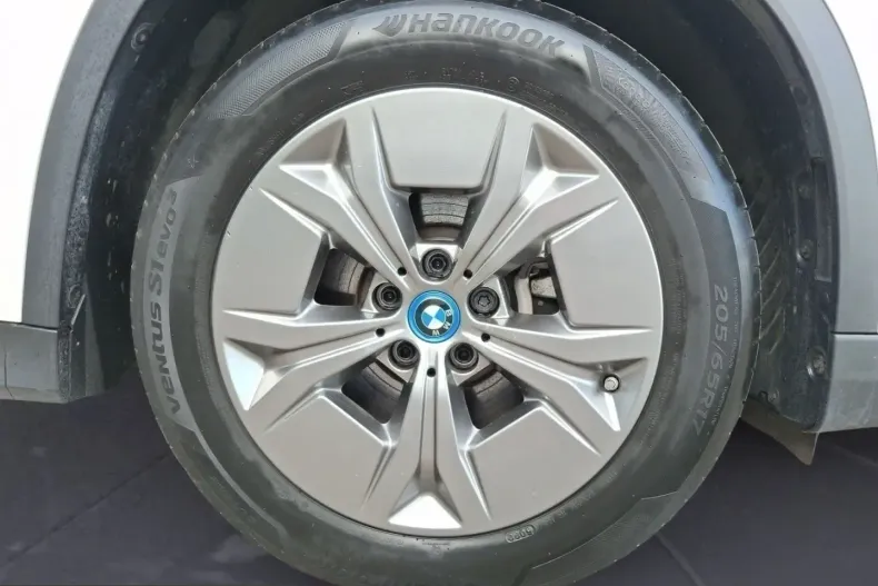 BMW iX1 (Seria X) din 2023 cu 27.899 km - oferta BMW212233 - foto 11