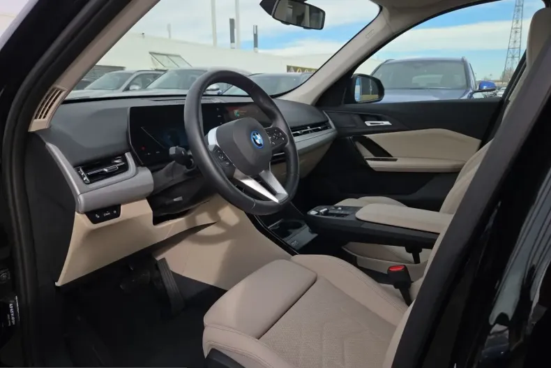 BMW iX1 (Seria X) din 2023 cu 11.185 km - oferta BMW212234 - foto 5