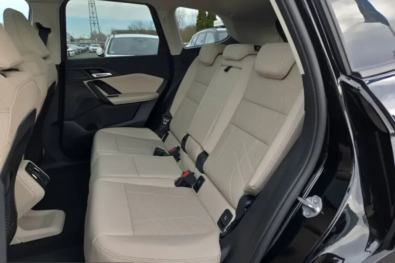 BMW iX1 (Seria X) din 2023 cu 11.185 km - oferta BMW212234 - foto 19