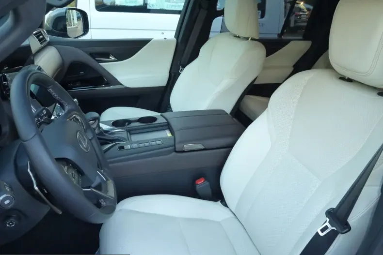 Lexus LX 500 din 2023 cu 30.110 km - oferta LEX212236 - foto 7