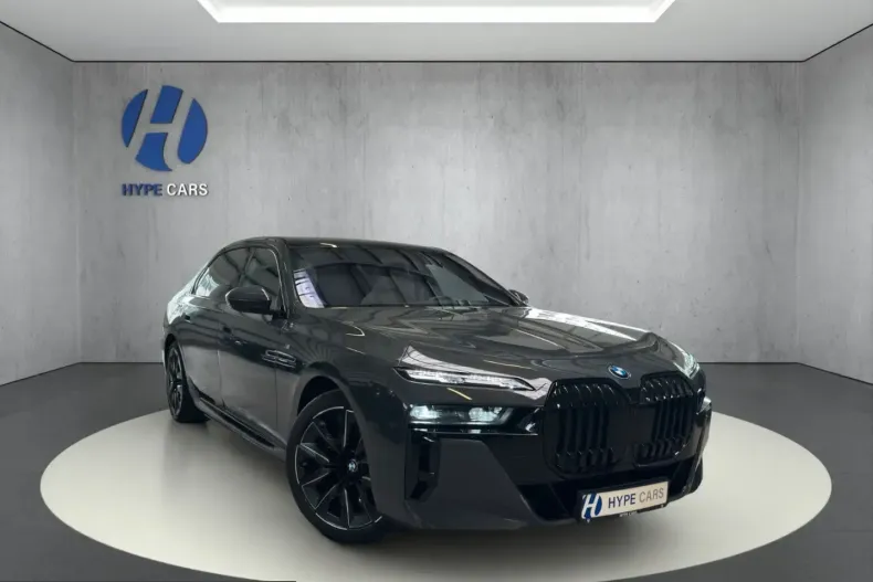 BMW i7 (Seria 7) din 2023 cu 43.707 km - oferta BMW212244 - foto 1