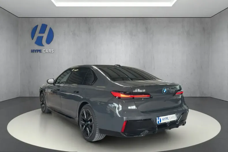BMW i7 (Seria 7) din 2023 cu 43.707 km - oferta BMW212244 - foto 5